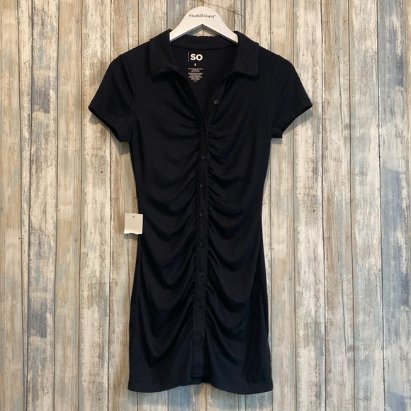 NWT SO black Short Sleeve Runched Front Button Up Dress | Size Small - Picture 7 of 11